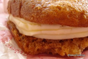 Carrot-Cake-Cookie-side-view