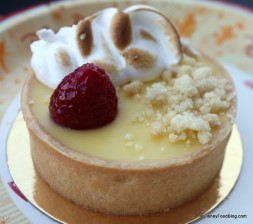 lemon-meringue-tart-600x531