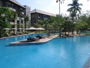 courtyard_bali_pool_area_4_september_2011