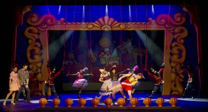 Disney-Dream-Cruiseline-theater-pinnochio