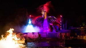 fantasmic-01