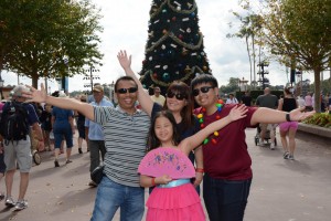 EPCOT_WSCPLAZAMONOICON_7550651679 (Large)